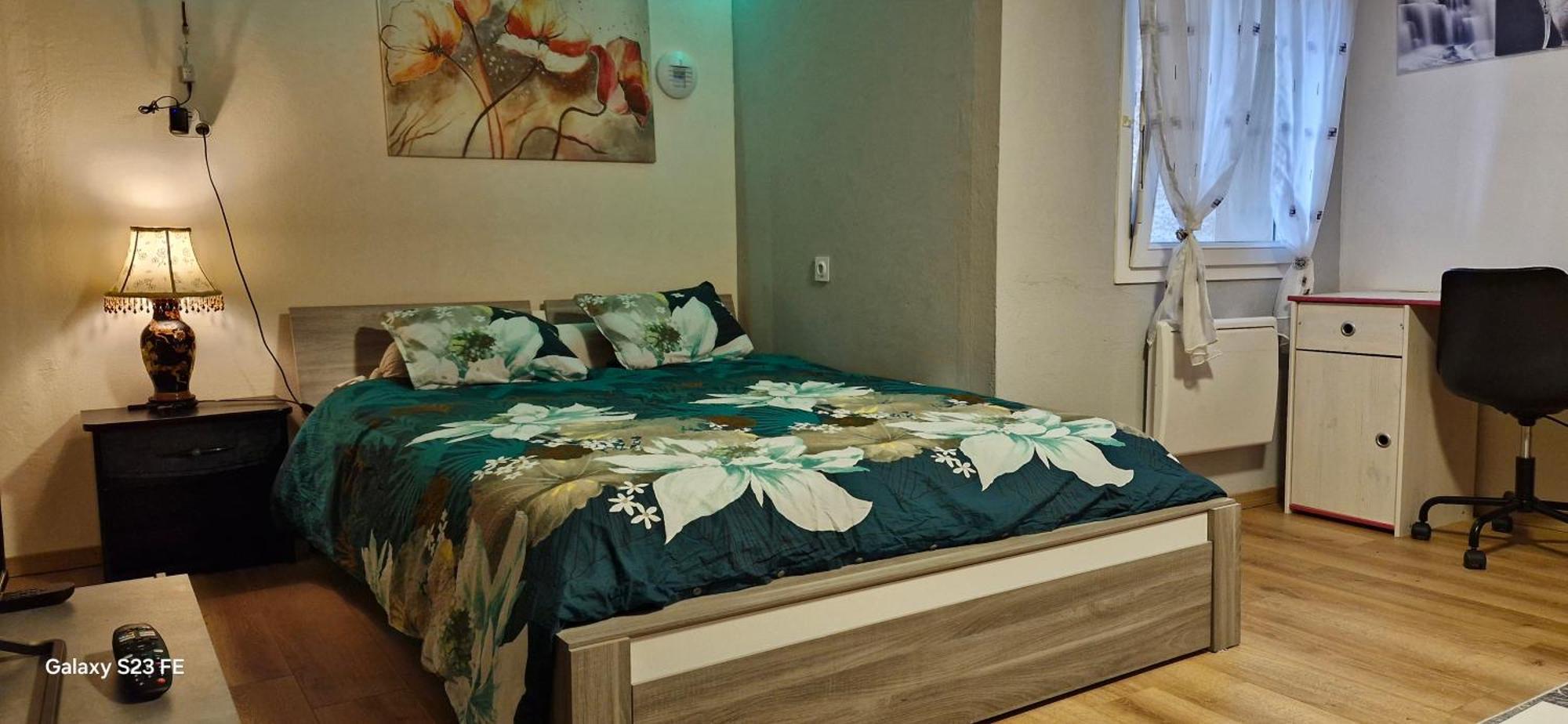 Hebergement Prive A Larnod Dış mekan fotoğraf